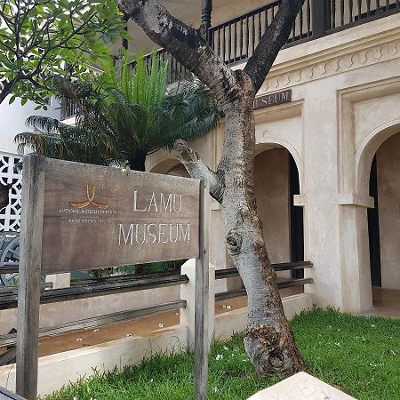 Kitendetini Bahari Hotel Lamu Exterior foto