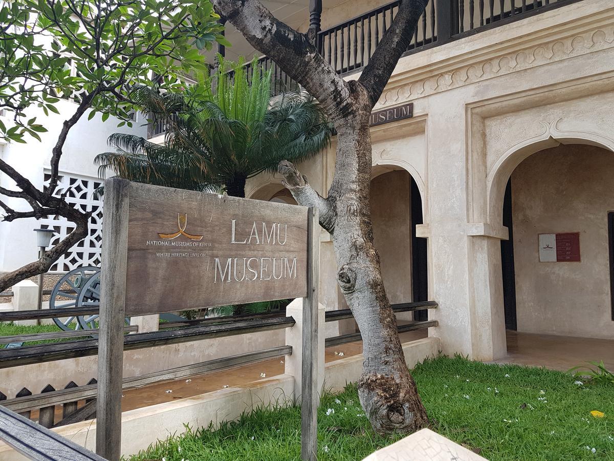 Kitendetini Bahari Hotel Lamu Exterior foto